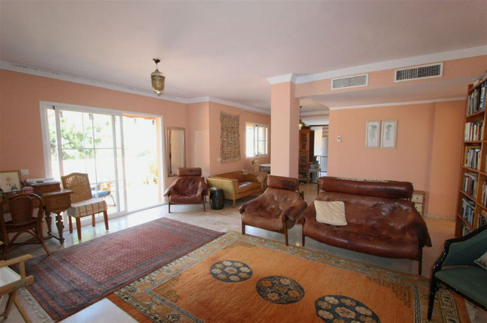 Image No.5-2 Bed Property for sale