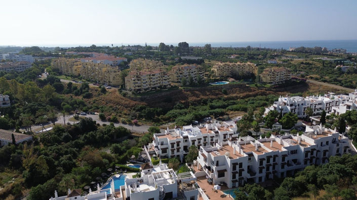 Image No.28-3 Bed Property for sale