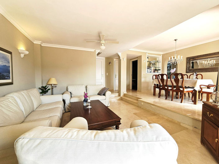 Image No.6-3 Bed Property for sale