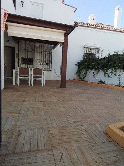 Image No.14-Propriété de 1 chambre à vendre à Benamara