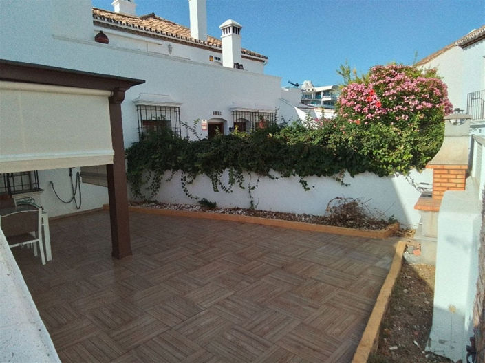 Image No.19-Propriété de 1 chambre à vendre à Benamara