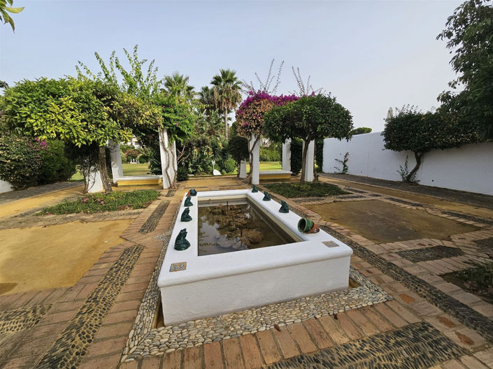 Image No.26-Propriété de 1 chambre à vendre à Benamara