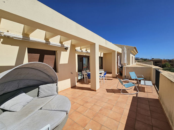 Image No.15-3 Bed Property for sale