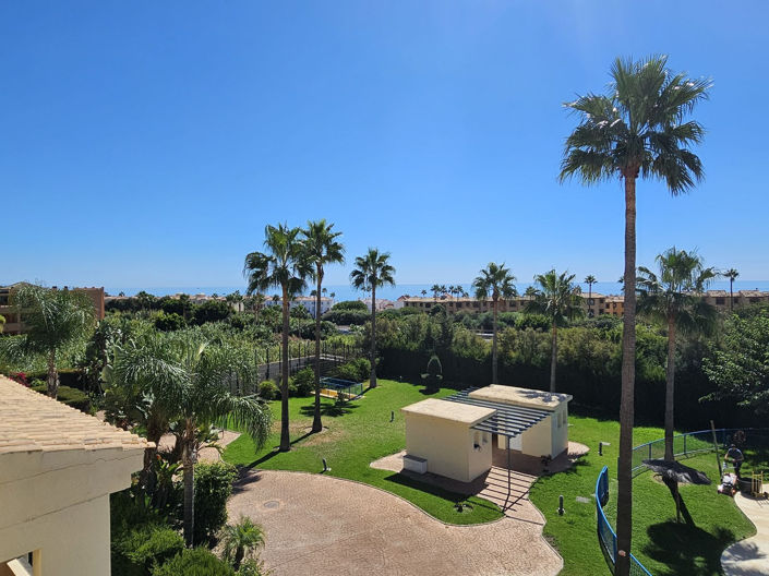 Image No.18-3 Bed Property for sale