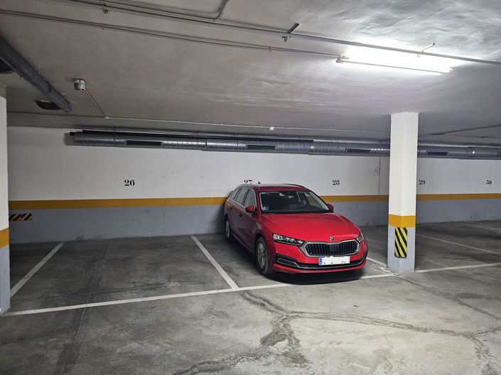 Image No.23-3 Bed Property for sale