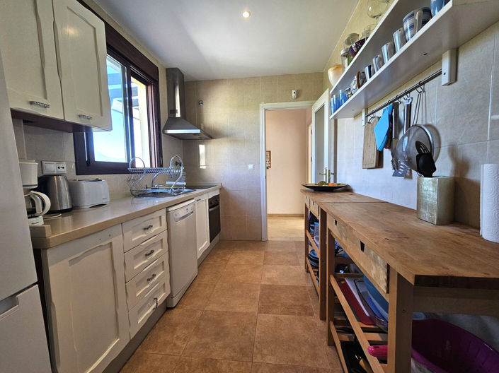Image No.8-Propriété de 3 chambres à vendre à Casares
