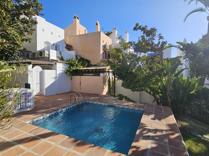 Image No.1-Propriété de 5 chambres à vendre à Nueva Andalucia