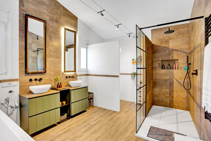 Image No.26-Propriété de 6 chambres à vendre à Marbesa