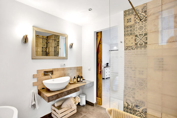 Image No.29-Propriété de 6 chambres à vendre à Marbesa