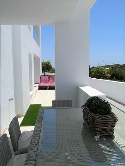 Image No.17-2 Bed Property for sale