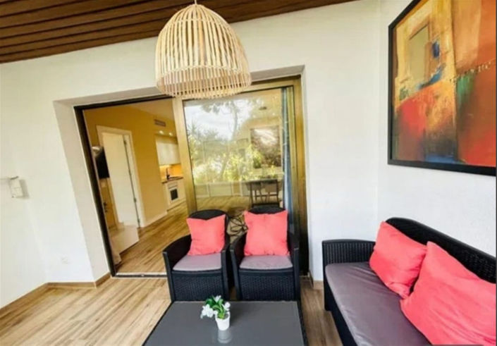 Image No.2-2 Bed Property for sale