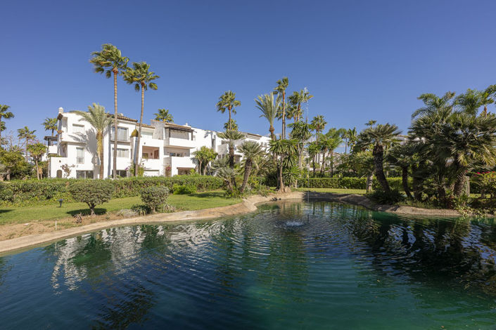 Image No.25-2 Bed Property for sale