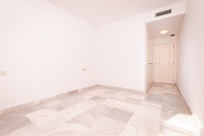 Image No.20-Propriété de 4 chambres à vendre à Estepona