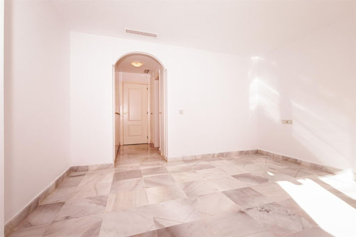 Image No.22-Propriété de 4 chambres à vendre à Estepona