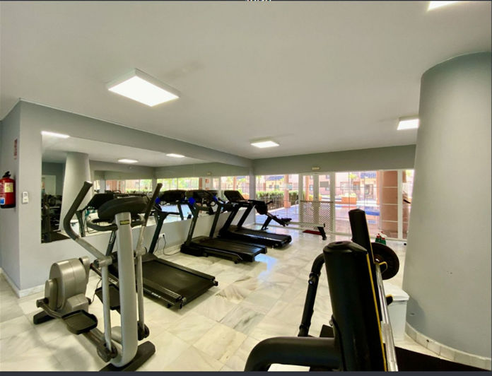 Image No.30-4 Bed Property for sale