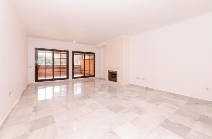 Image No.7-Propriété de 4 chambres à vendre à Estepona