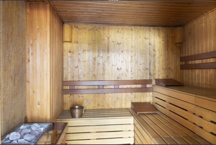 Image No.10-3 Bed Property for sale