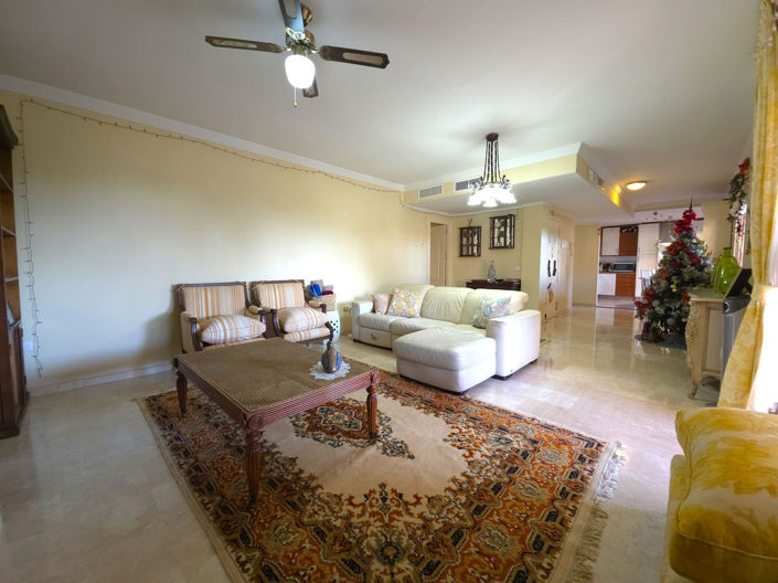 Image No.15-2 Bed Property for sale