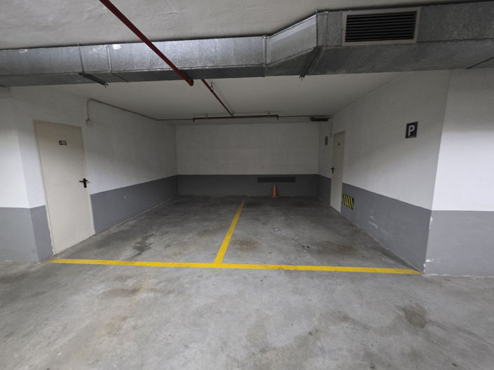 Image No.27-2 Bed Property for sale