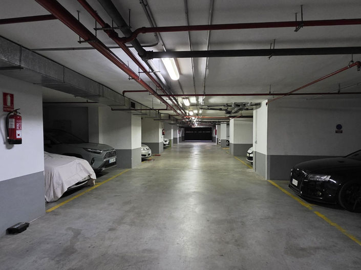 Image No.28-2 Bed Property for sale