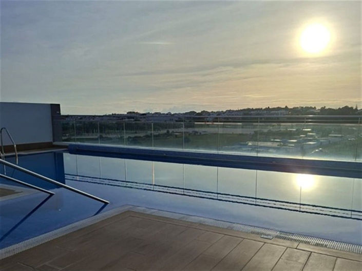 Image No.19-2 Bed Property for sale