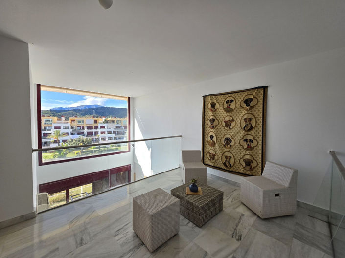 Image No.11-2 Bed Property for sale