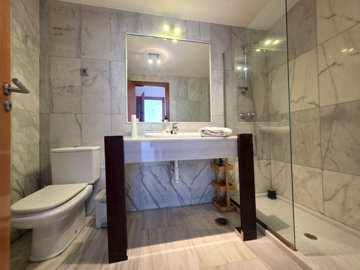 14-d70dc3102c00d7be0e872dfe1c1f86d7