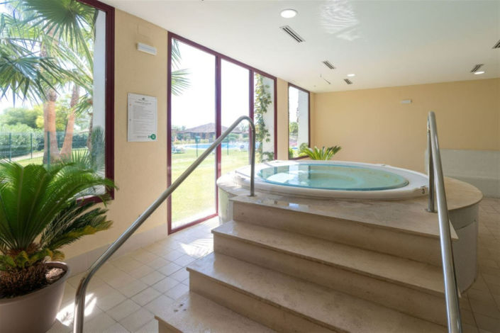 Image No.18-2 Bed Property for sale