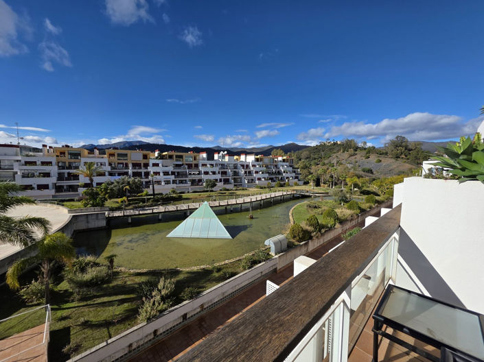 Image No.3-2 Bed Property for sale