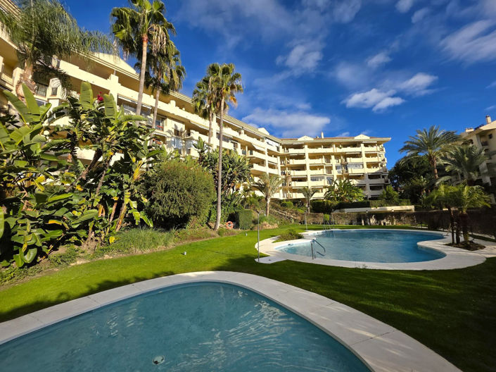 Image No.23-2 Bed Property for sale