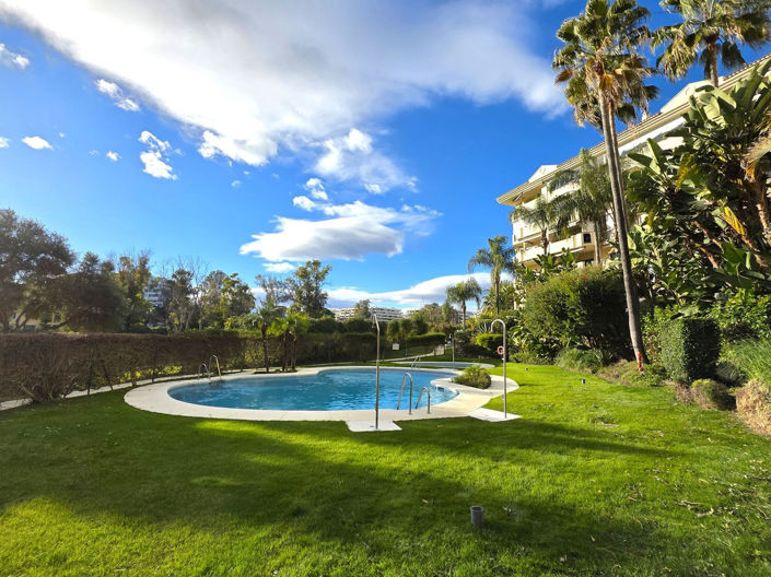 Image No.24-2 Bed Property for sale