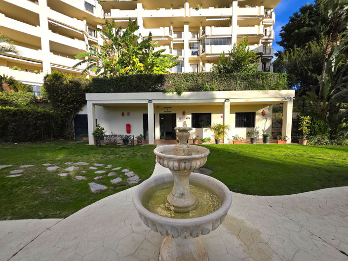 Image No.25-2 Bed Property for sale