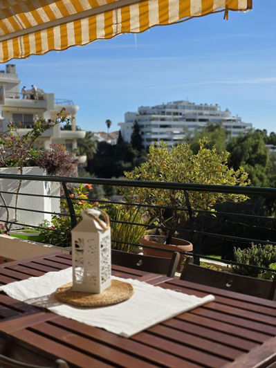 Image No.20-2 Bed Property for sale