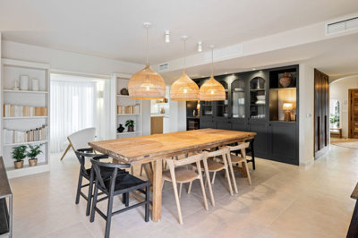 11-20939a0134ad724a8cb2a801094d15a4