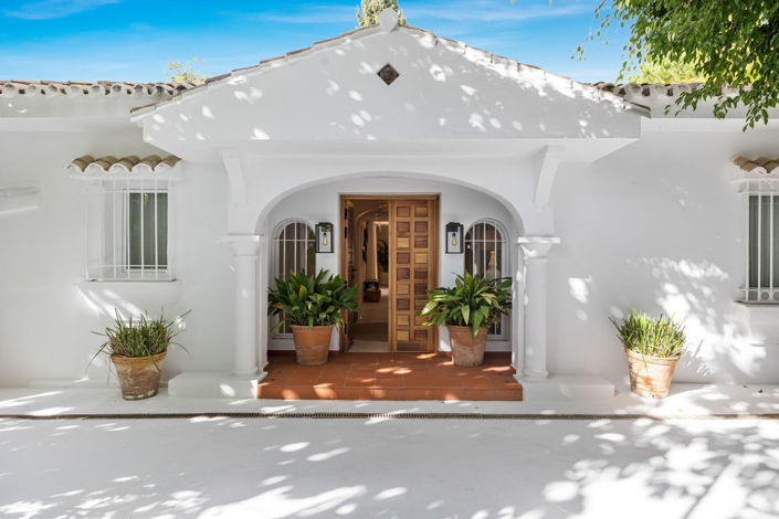 Image No.5-3 Bed Property for sale