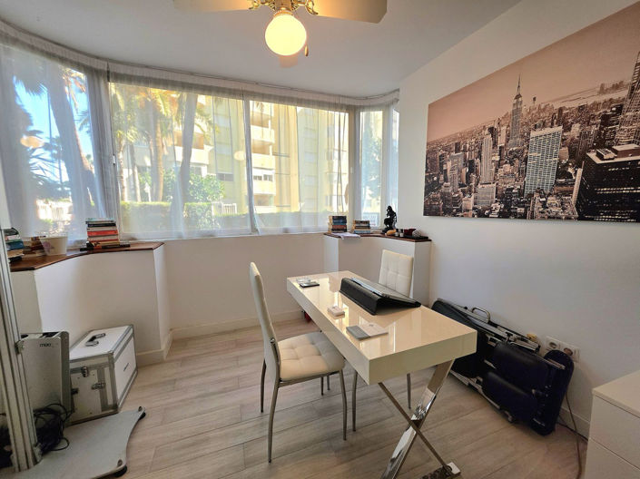 Image No.4-2 Bed Property for sale