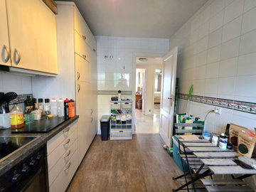 8-e64a9055bba3e77ac8aca3b893cdf826