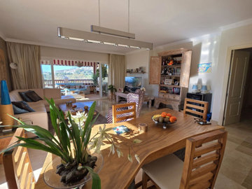 8-e64a9055bba3e77ac8aca3b893cdf826