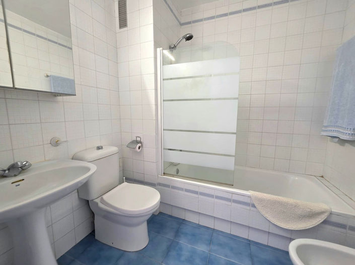 Image No.20-3 Bed Property for sale