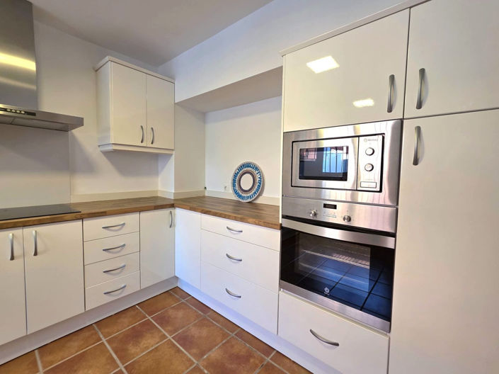 Image No.4-3 Bed Property for sale