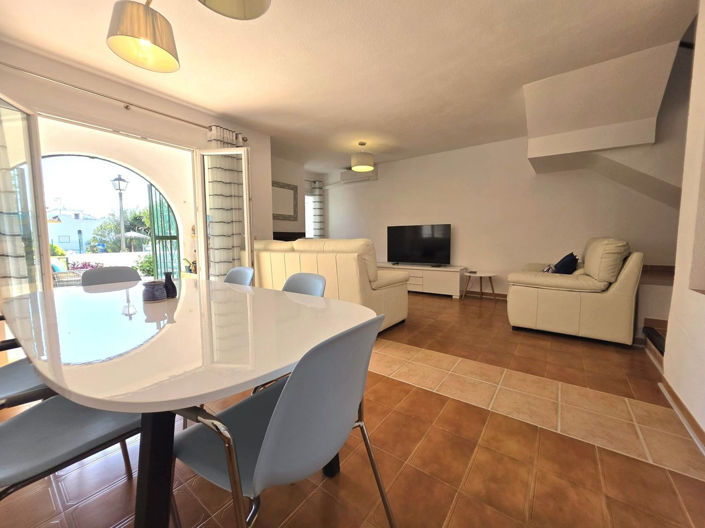 Image No.7-3 Bed Property for sale