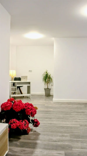 Image No.18-3 Bed Property for sale
