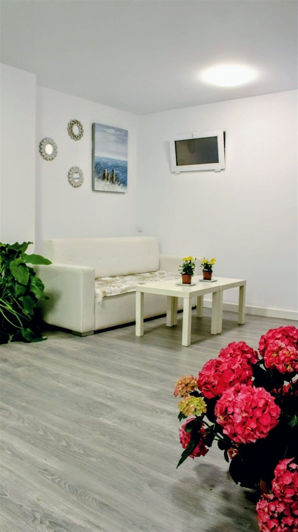 Image No.19-3 Bed Property for sale