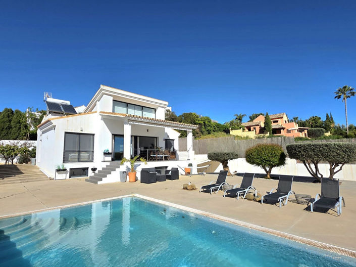 Image No.2-Propriété de 4 chambres à vendre à Estepona