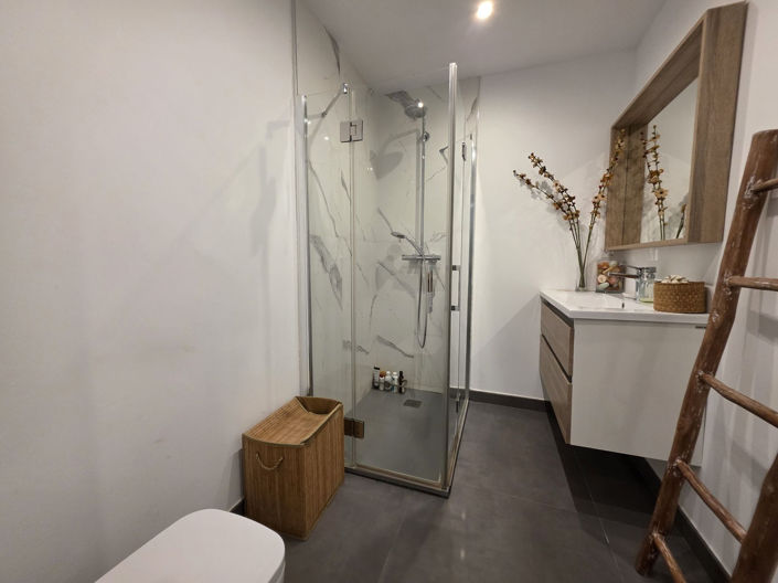 Image No.29-4 Bed Property for sale