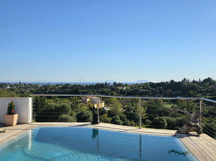 Image No.5-Propriété de 4 chambres à vendre à Estepona