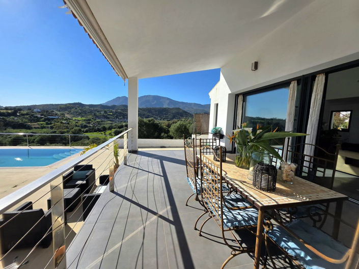Image No.8-Propriété de 4 chambres à vendre à Estepona