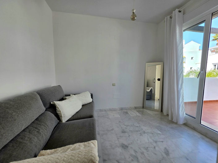 Image No.17-2 Bed Property for sale