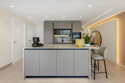 10-bb915d1cb19341576dcdc994b81ab9c5