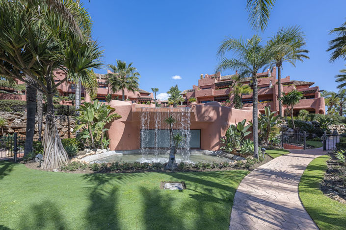 Image No.18-3 Bed Property for sale